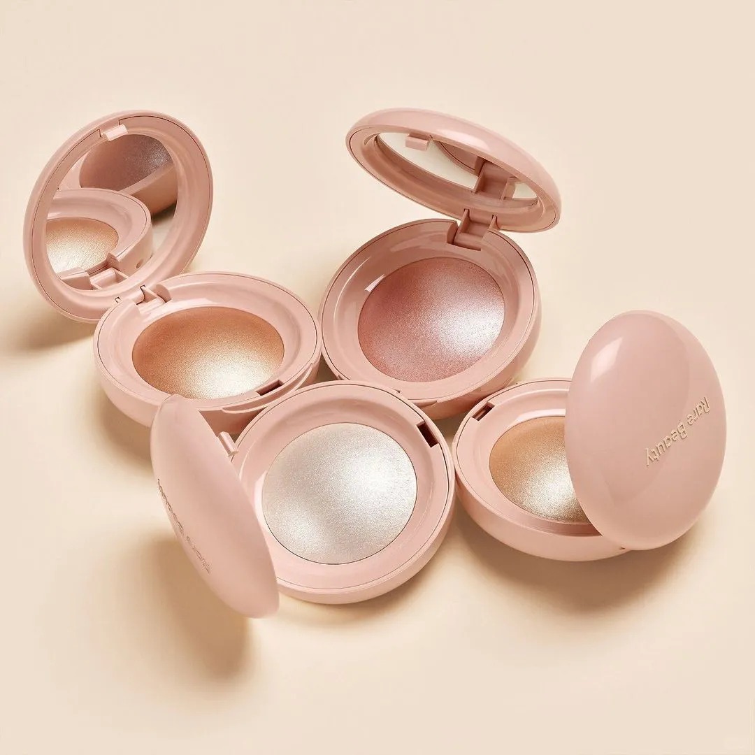Rare Beauty Pinch Luminous Pow - Rare Beauty Makeup Highlighter บทวิจารณ์และราคา