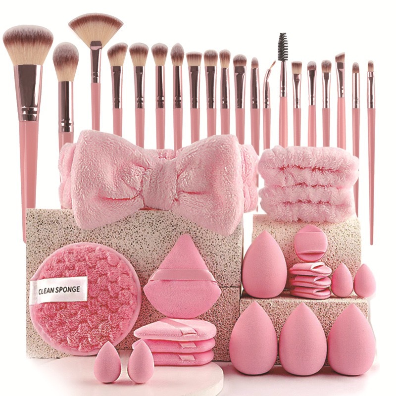 ชุดอุปกรณ์แต่งหน้า 40 ชิ้น ชุด - Beauty Queen Makeup บทวิจารณ์และราคา